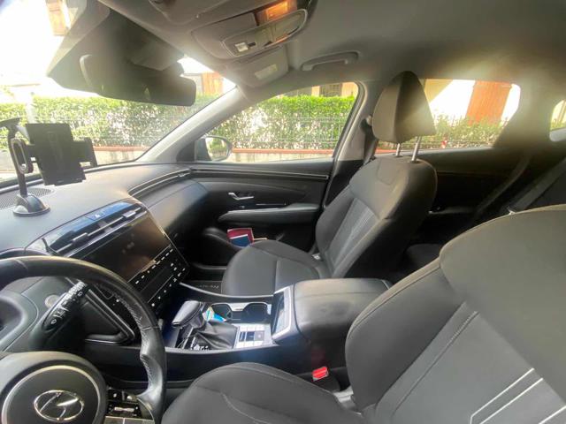 HYUNDAI Tucson usata 10