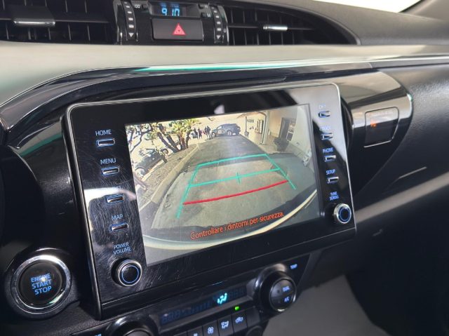 TOYOTA Hilux usata, con ESP