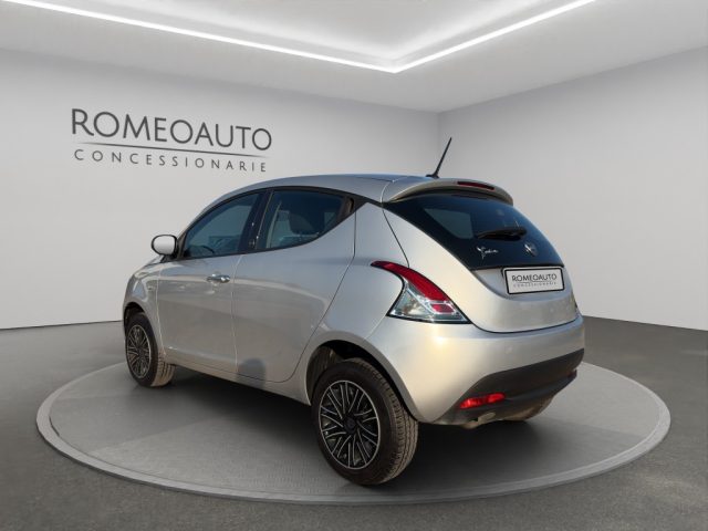 LANCIA Ypsilon usata, con Autoradio
