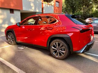 LEXUS UX 250h usata, con Airbag Passeggero