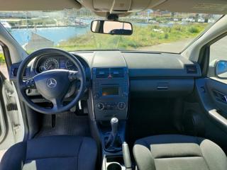MERCEDES-BENZ A 160 usata, con Alzacristalli elettrici