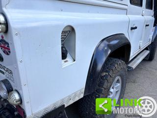 LAND ROVER Defender usata 8