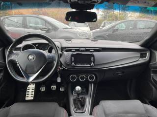 ALFA ROMEO Giulietta usata, con Autoradio