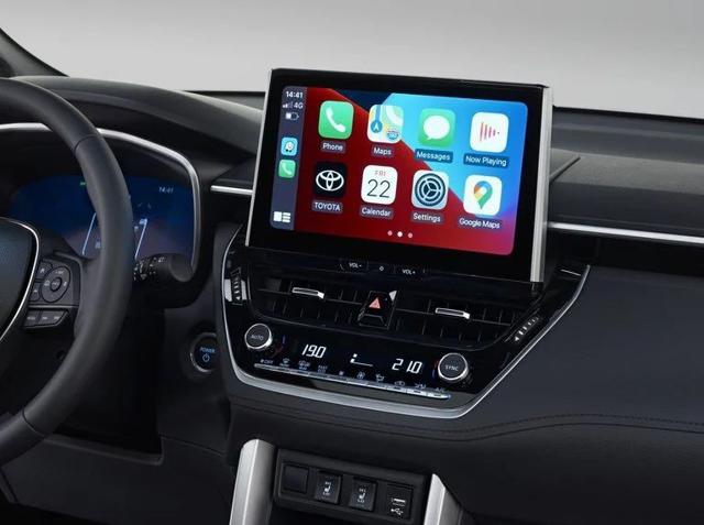 TOYOTA Corolla Cross usata, con Volante multifunzione