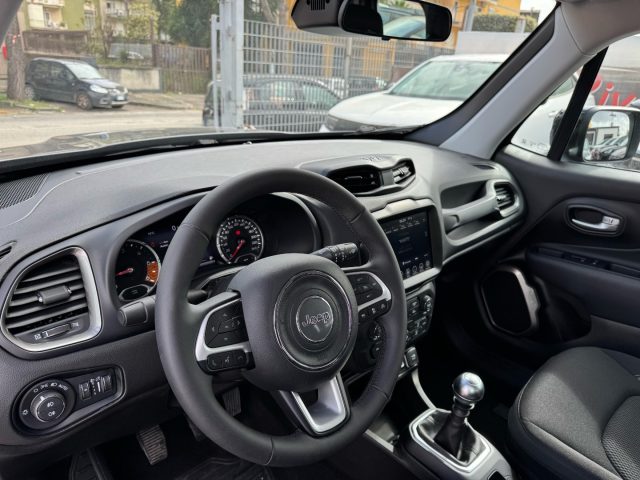 JEEP Renegade usata, con USB