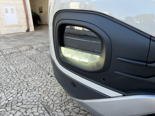 VOLKSWAGEN T-Cross usata 12