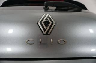 RENAULT Clio usata, con Sistema di navigazione