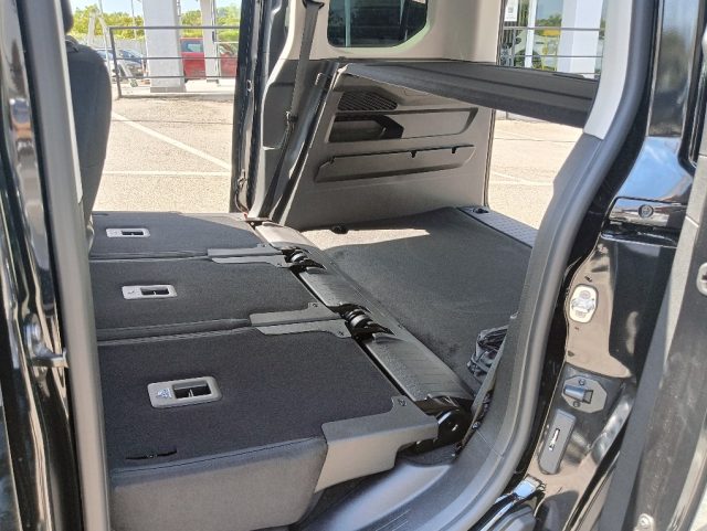 PEUGEOT Rifter usata, con Cruise Control