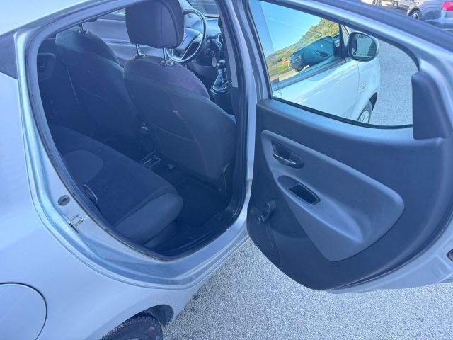 LANCIA Ypsilon usata, con Isofix