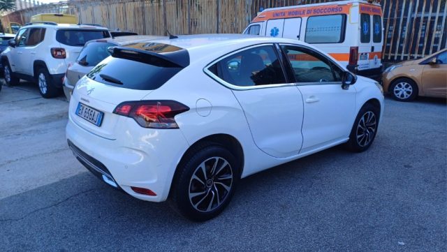 DS AUTOMOBILES DS 4 usata, con Airbag Passeggero