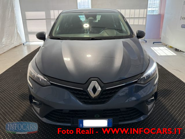 RENAULT Clio usata, con Luci diurne LED