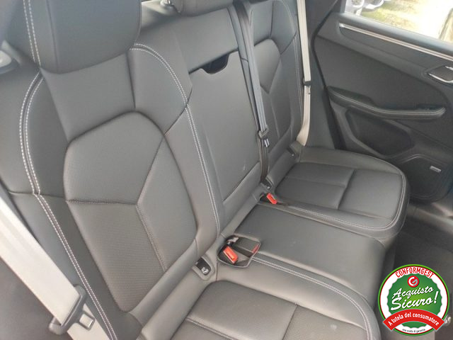 PORSCHE Macan usata, con Autoradio