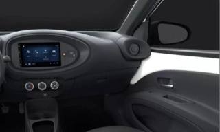 TOYOTA Aygo X usata, con ESP
