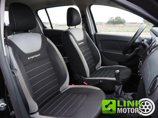 DACIA Sandero usata, con Fari LED