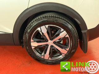 PEUGEOT 3008 usata, con Sedile posteriore sdoppiato