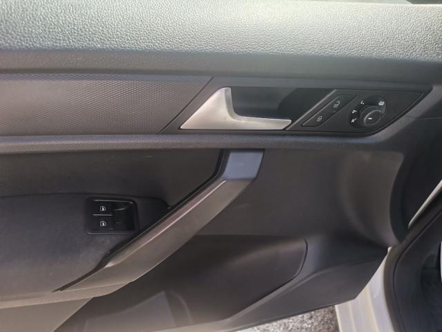 VOLKSWAGEN Caddy usata, con USB