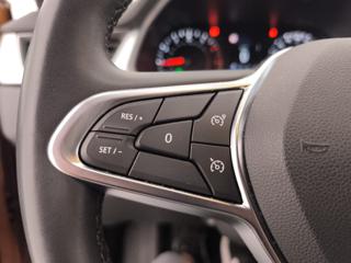 RENAULT Captur usata, con USB