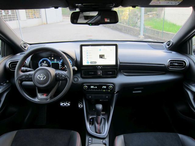 TOYOTA Yaris usata, con Sensori di parcheggio posteriori