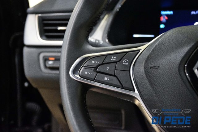 RENAULT Captur usata, con Sistema di navigazione
