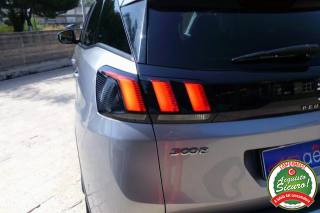 PEUGEOT 3008 usata, con Sensore di luce