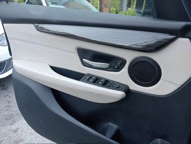 BMW 225 usata, con Kit antipanne