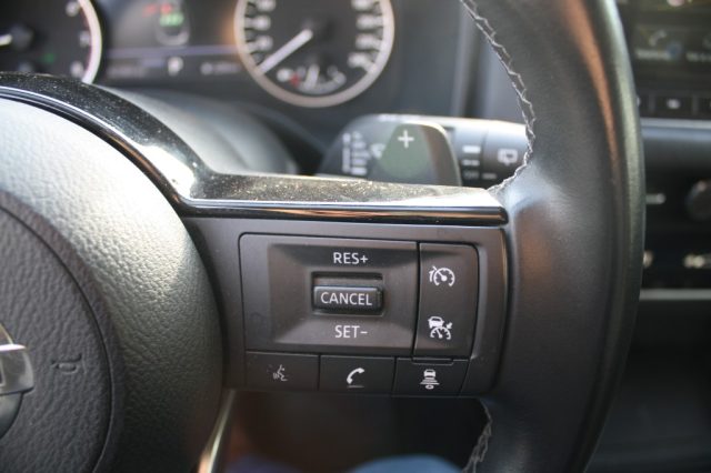 NISSAN Qashqai usata, con Controllo elettronico della corsia