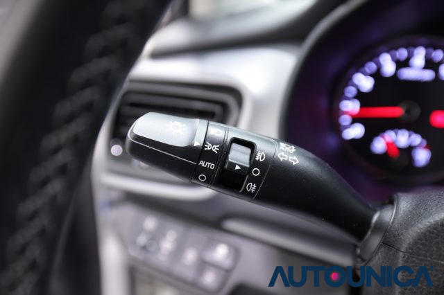 KIA Stonic usata, con Autoradio digitale