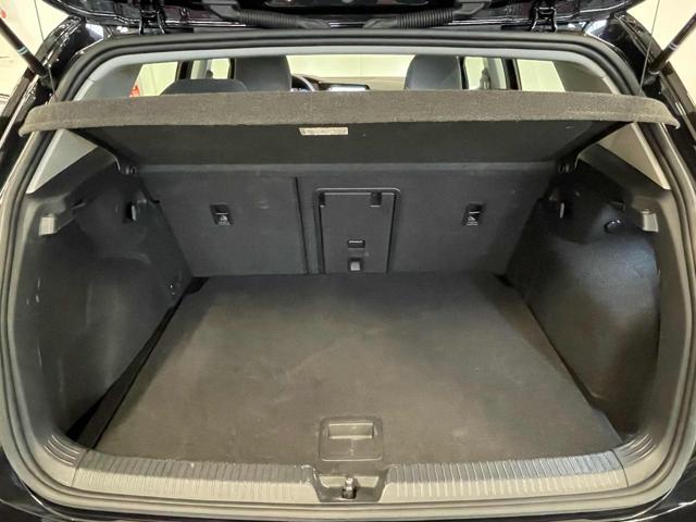 VOLKSWAGEN Golf usata, con Bluetooth