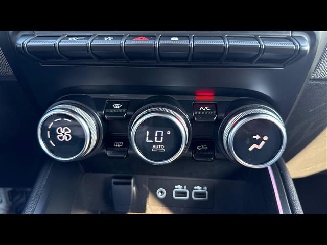 RENAULT Clio usata, con Climatizzatore