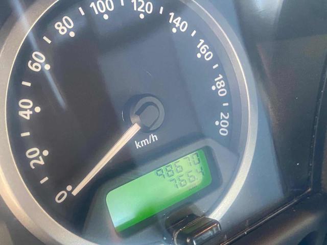 LAND ROVER Defender usata 6