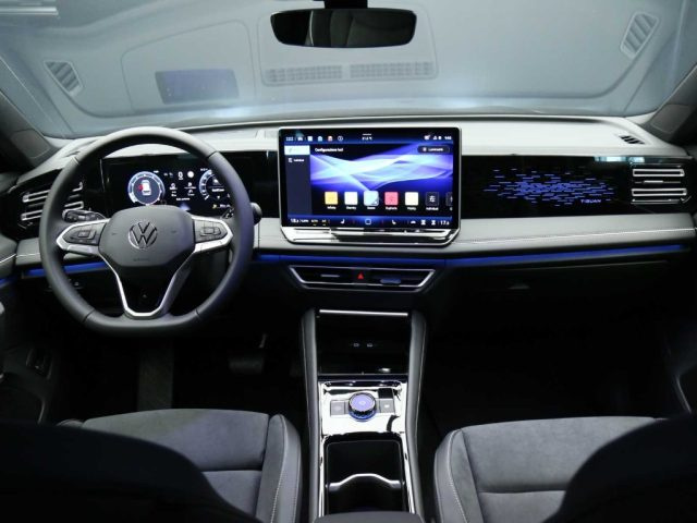 VOLKSWAGEN Tiguan usata, con Airbag Passeggero