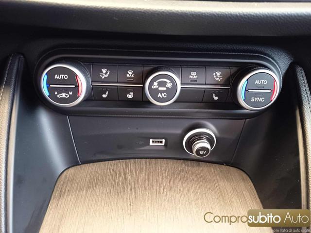 ALFA ROMEO Stelvio usata 27