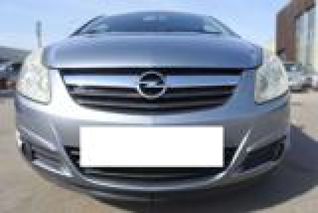 OPEL Corsa usata, con Airbag