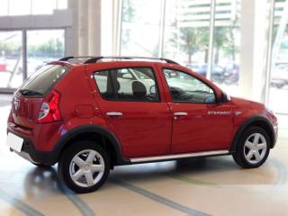 DACIA Sandero usata, con Immobilizzatore elettronico