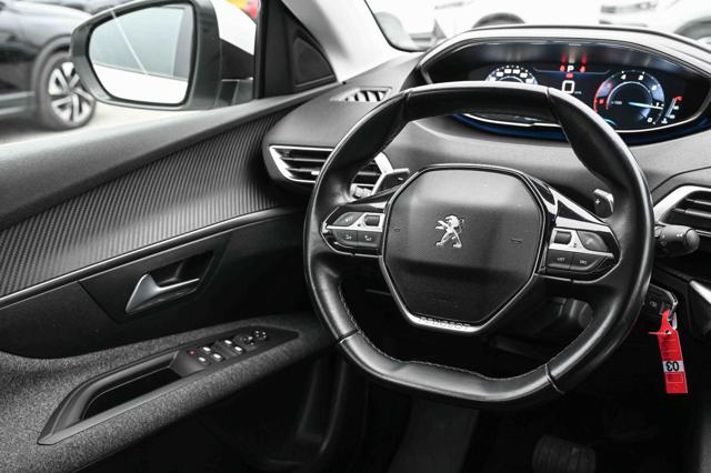 PEUGEOT 3008 usata, con Touch screen