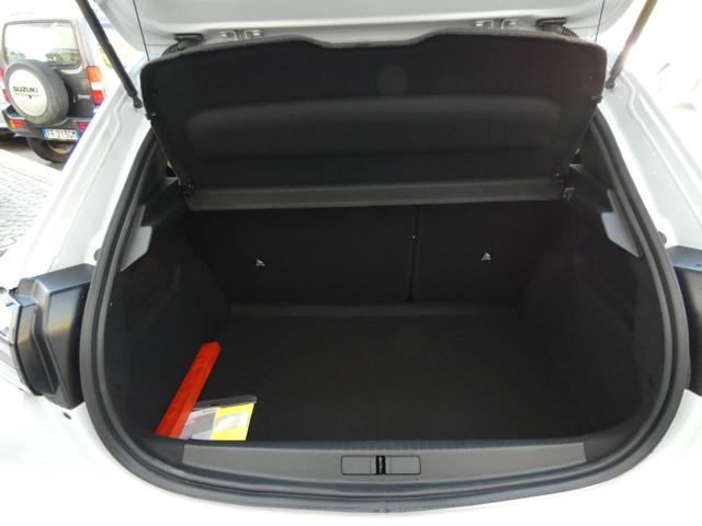 PEUGEOT 208 usata, con Touch screen