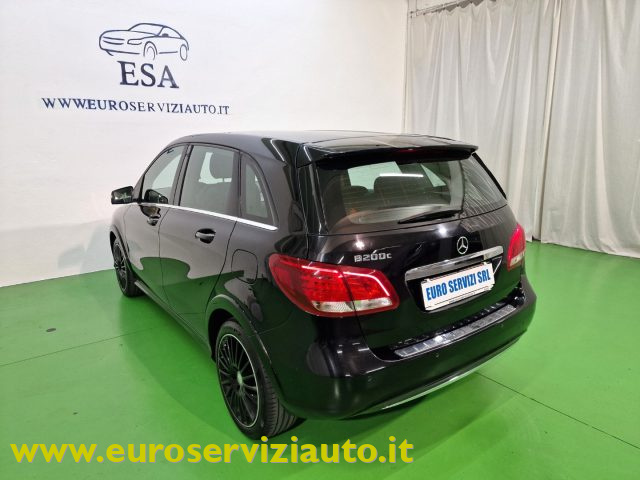 MERCEDES-BENZ B 200 usata, con Chiusura centralizzata