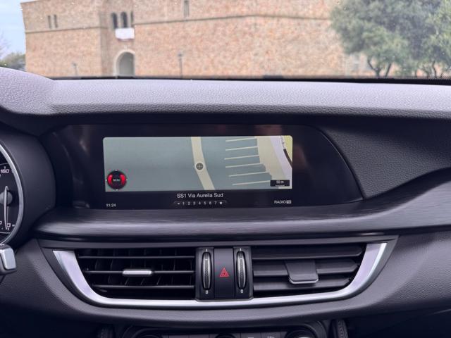 ALFA ROMEO Stelvio usata, con Park Distance Control