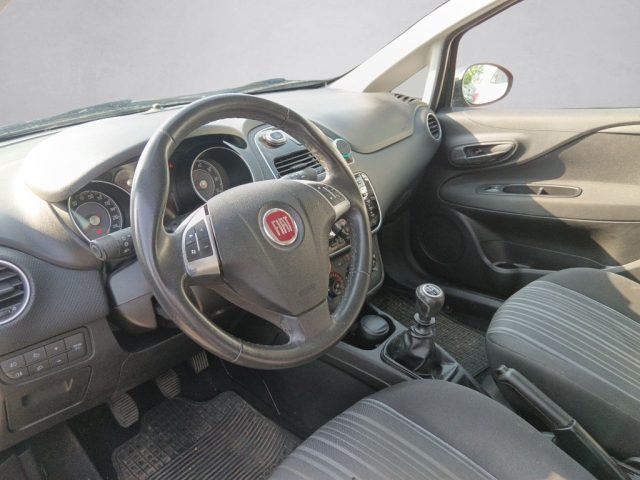 FIAT Punto usata, con Autoradio