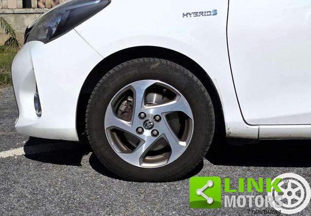TOYOTA Yaris usata, con Hill holder