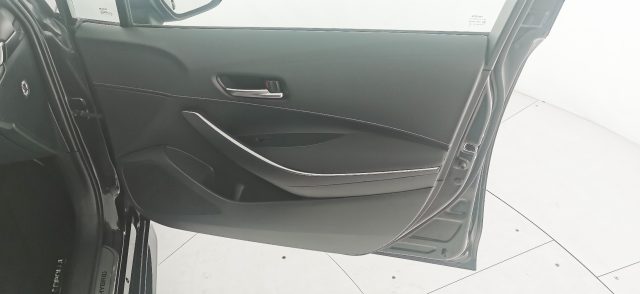 TOYOTA Corolla usata, con Climatizzatore automatico, 2 zone