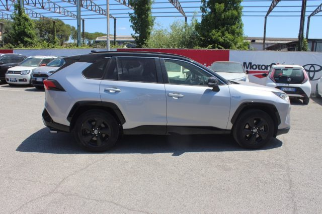 TOYOTA RAV 4 usata, con Sistema di navigazione
