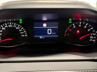 PEUGEOT 2008 usata, con Cruise Control