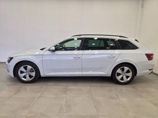 SKODA Superb usata, con Airbag laterali