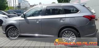 MITSUBISHI Outlander usata, con Controllo trazione