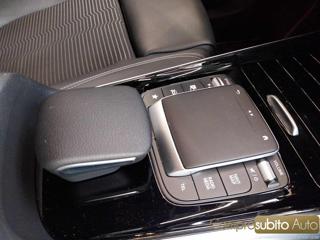 MERCEDES-BENZ GLA 180 usata, con Telecamera per parcheggio assistito