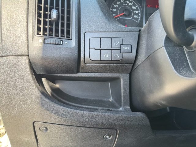 PEUGEOT Boxer usata 21