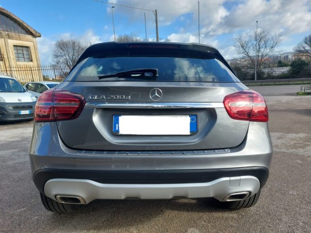 MERCEDES-BENZ GLA 200 usata 7