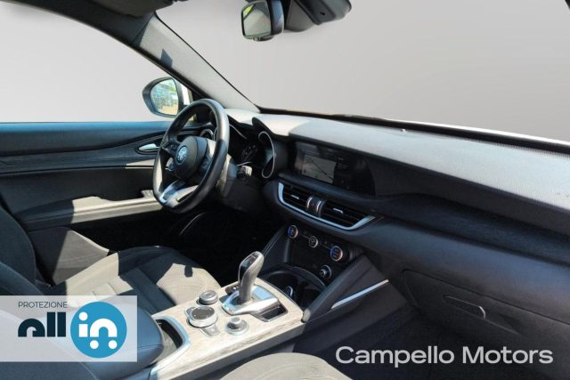 ALFA ROMEO Stelvio usata 15