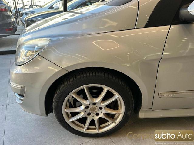 MERCEDES-BENZ B 200 usata, con Climatizzatore